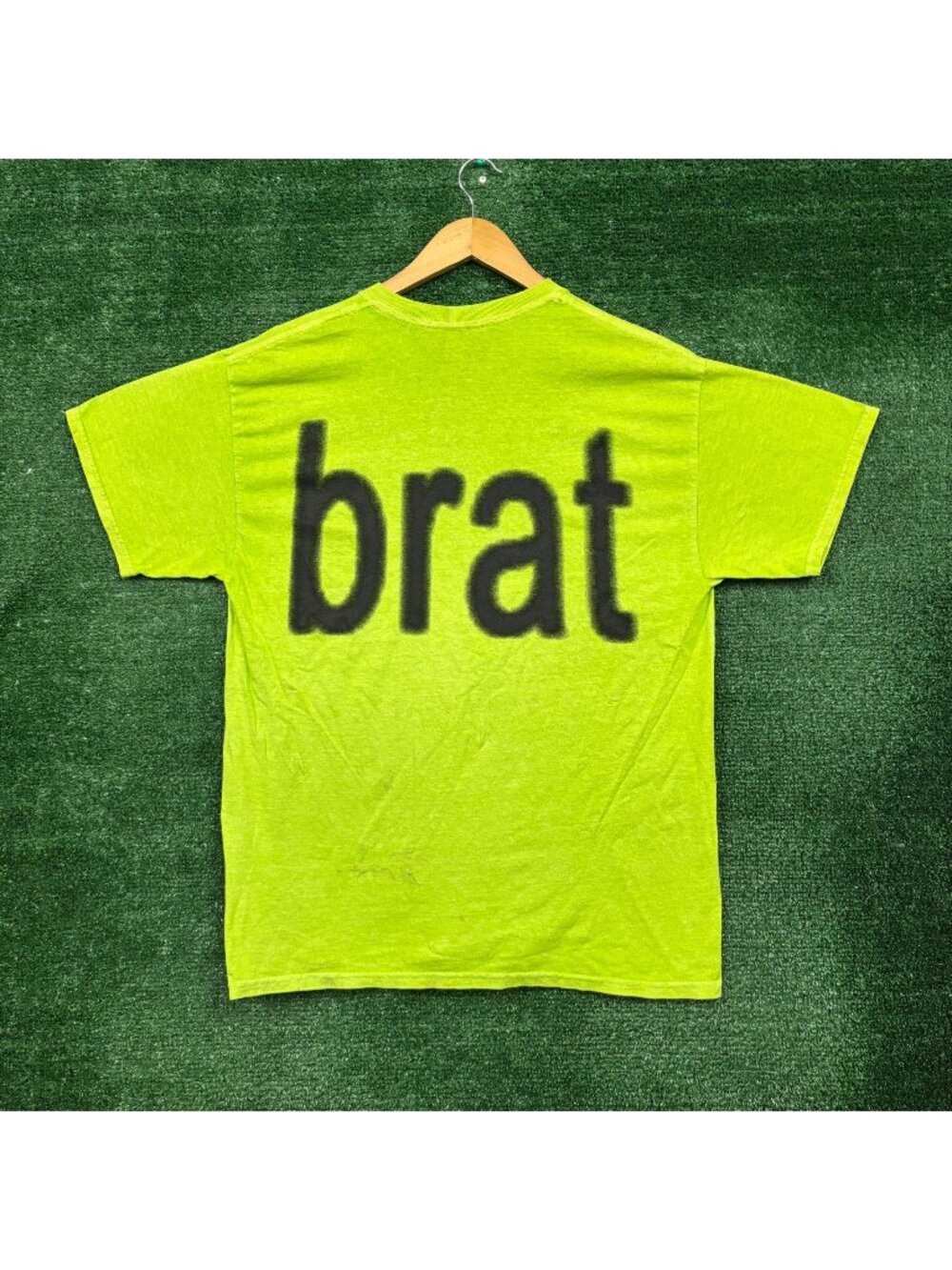 Charli XCX Brat Hyperpop Album T-Shirt Size Large